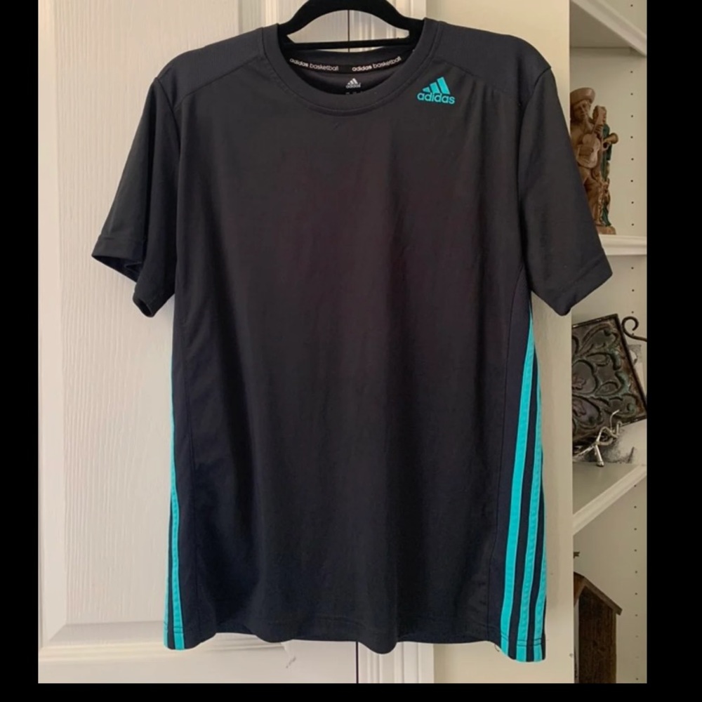 Comfy Adidas T-Shirt